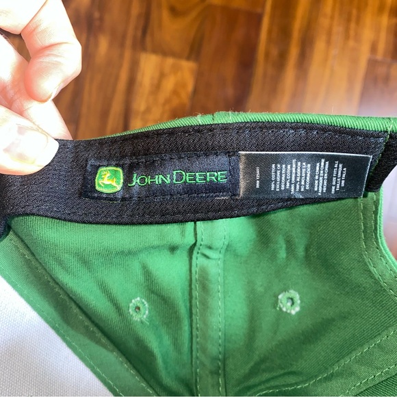 GUC Child’s OS, John Deere Green Logo Adjustable Baseball Cap with writing - Picture 10 of 15